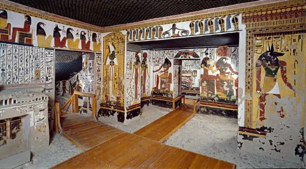 nefertari-kqbe-620x349abc