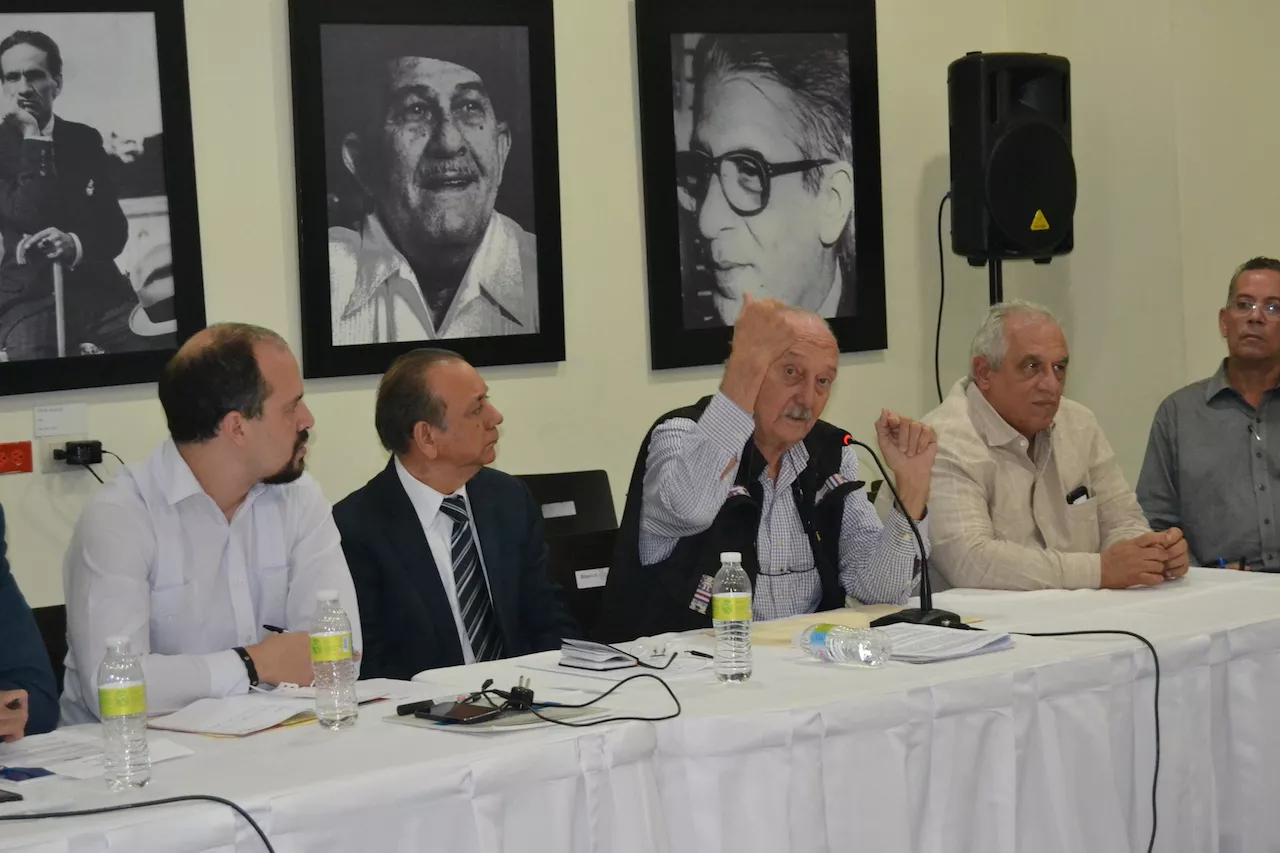 fidelio-despradel-durante-su-participacion-en-el-foro