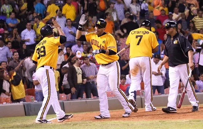 aguilas-vs-licey