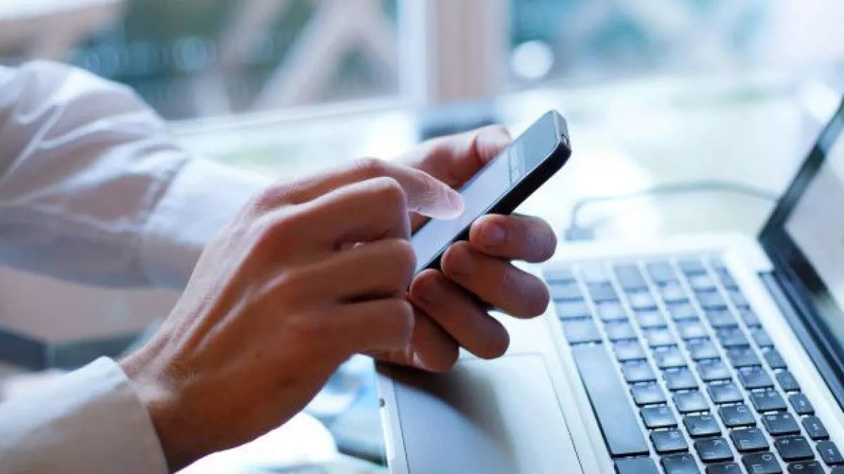 1455886744-160106153239iphone624x351thinkstocknocredit