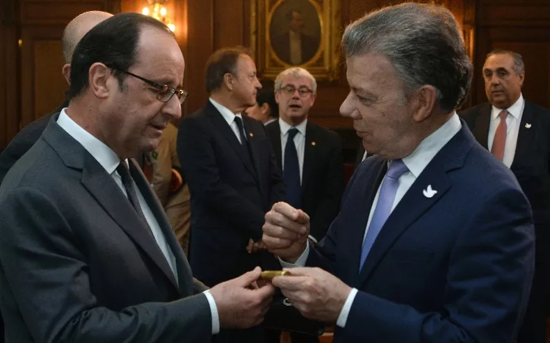 COLOMBIA-FRANCE-SANTOS-HOLLANDE