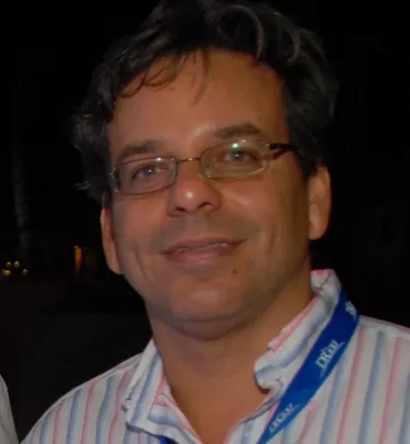 Juan José Estrella, Juan Antonio Morales y Paul Brugal.