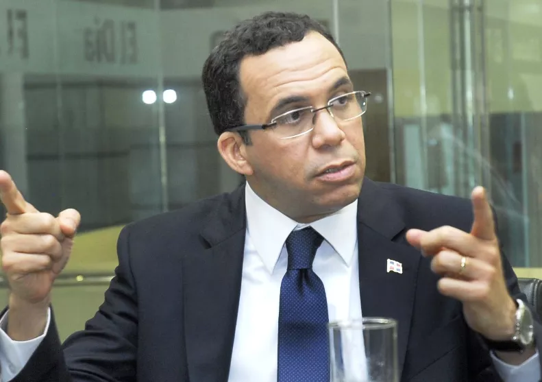 Andres Navarro,canciller