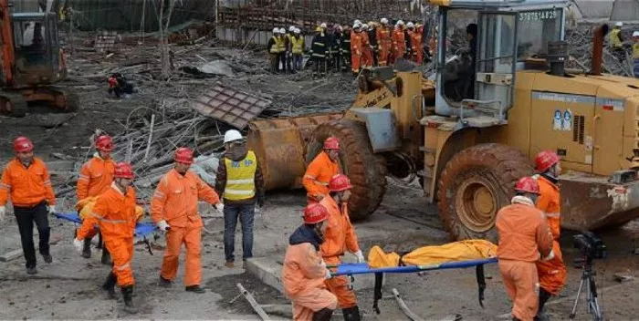 derrumbe-china-planta-termica-700×352