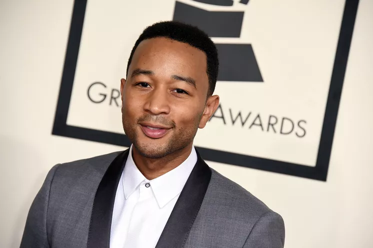 grammysjohnlegend_8col