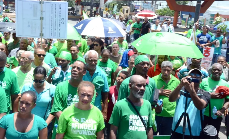Marcha verde del barrio los Alcarrizos -30/7-17/foto El Día, José de León