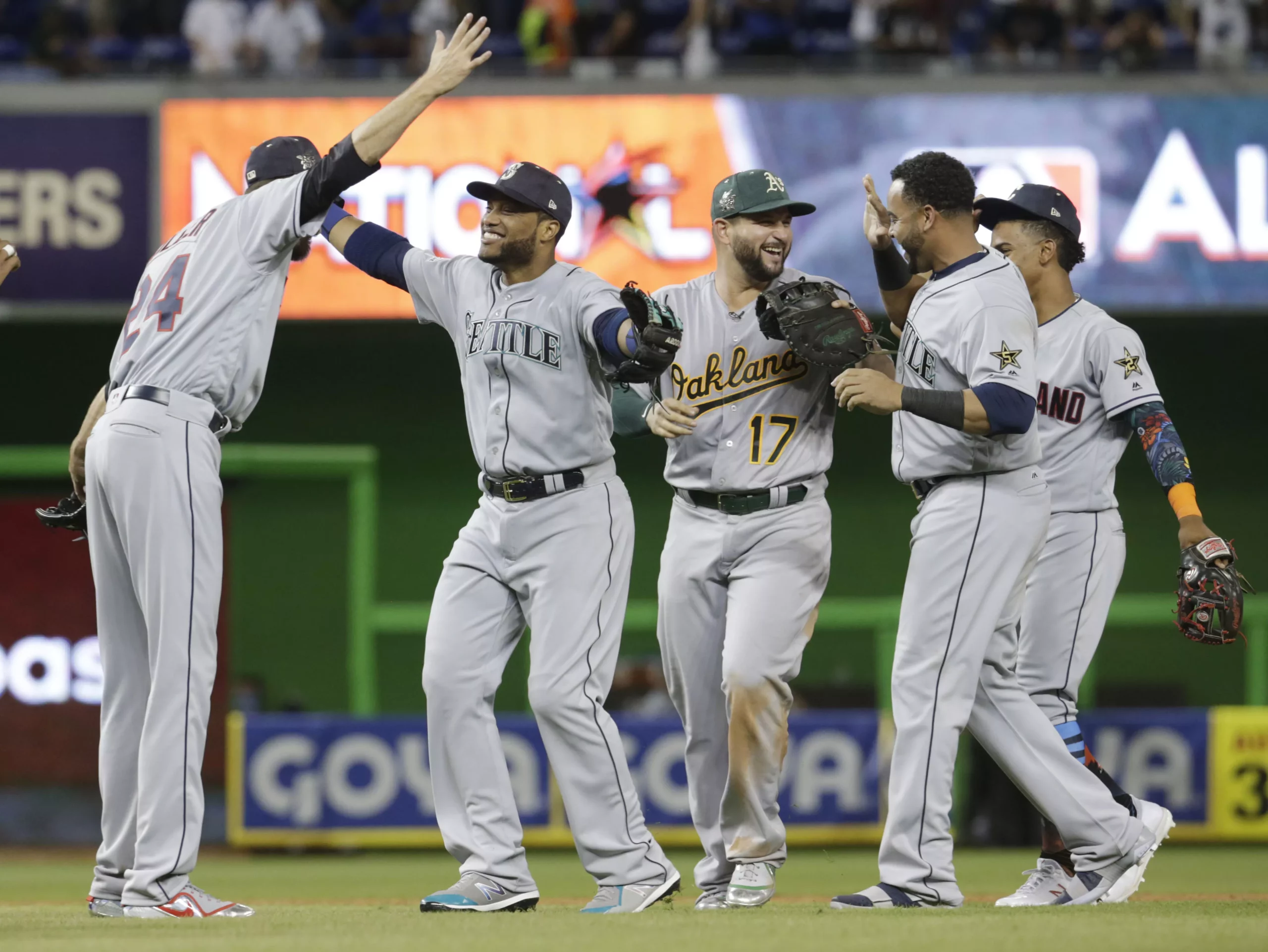 Robinson Cano, Andrew Miller