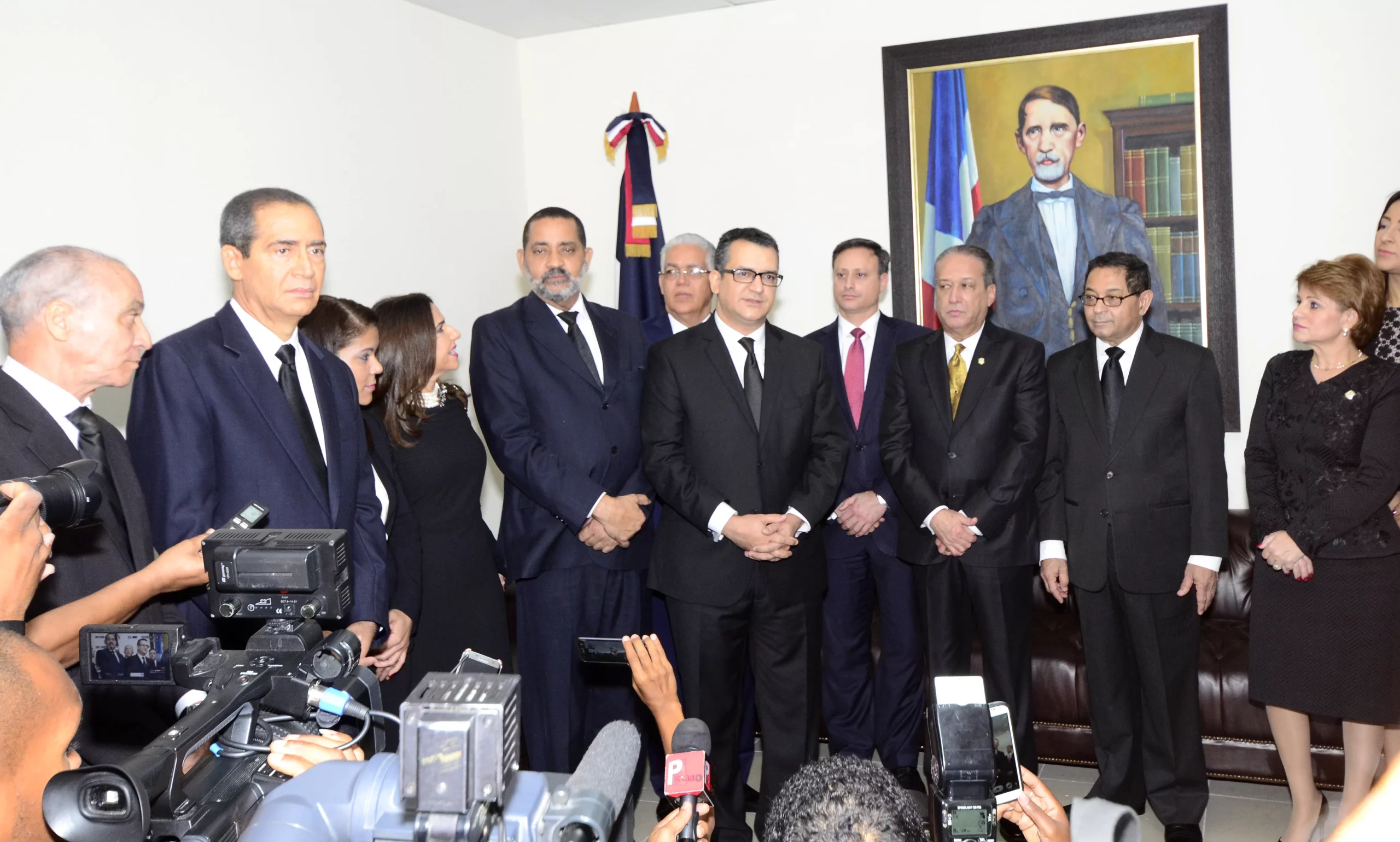magistrado-roman-jaquez-liranzo-se-dirige-a-los-presentes-durante-toma-de-posesion-en-tse