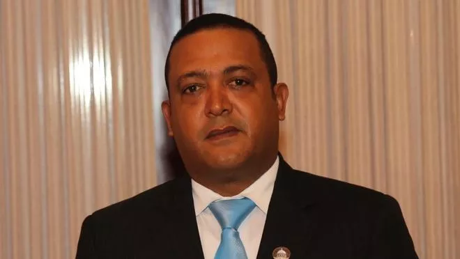 moises