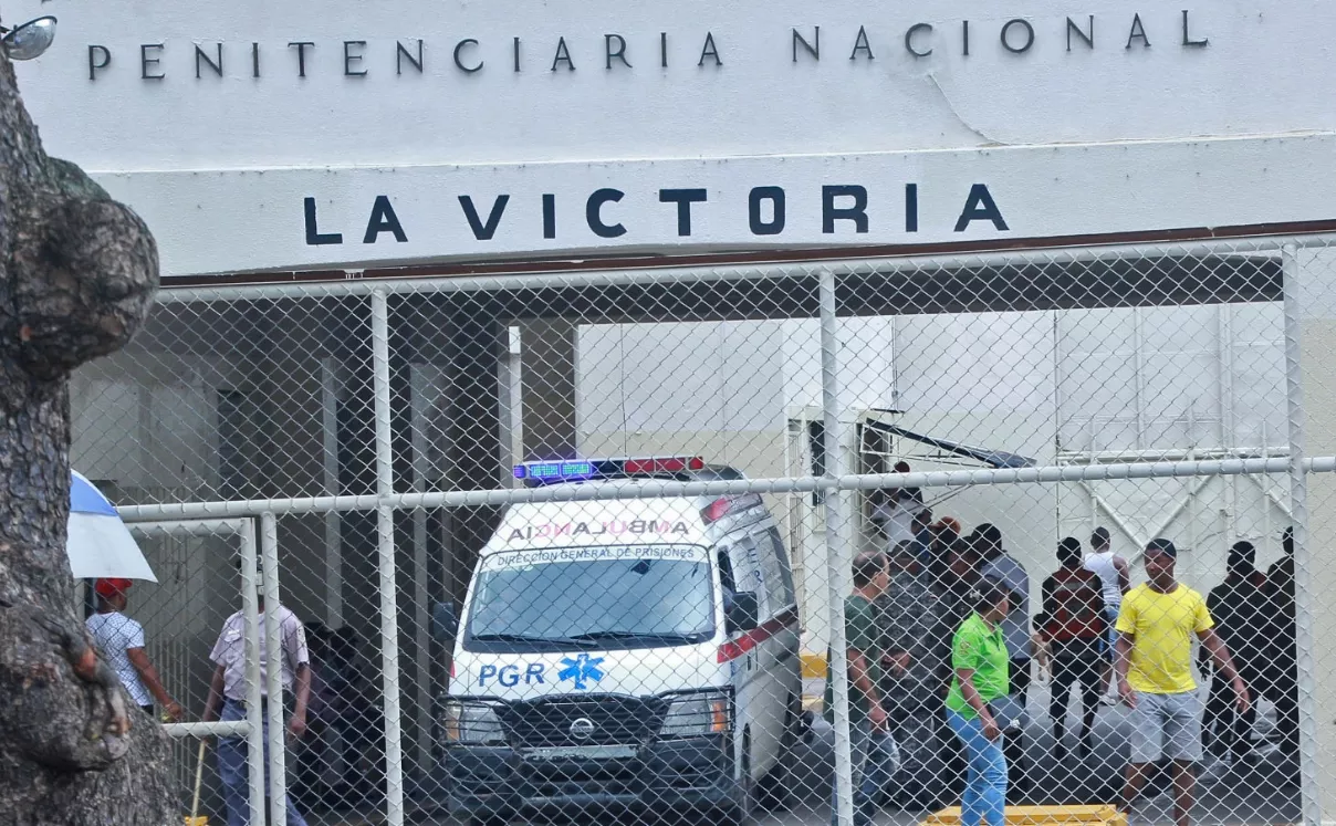 Investigan cuatro muertos en la carcel de la Victoria. Foto: Elieser Tapia.