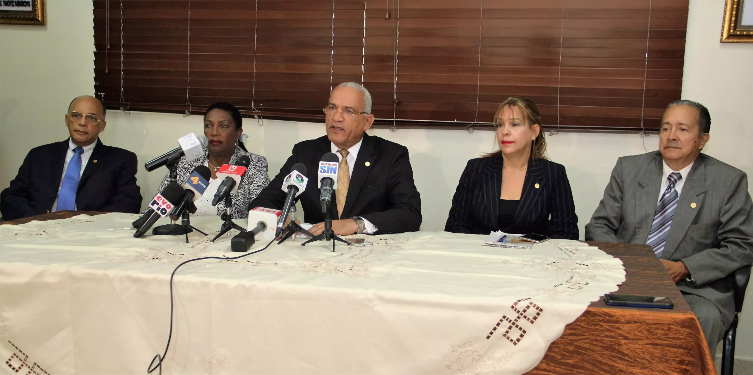 antonio-rodriguez-rhina-asencio-pedro-rodriguez-laura-sanchez