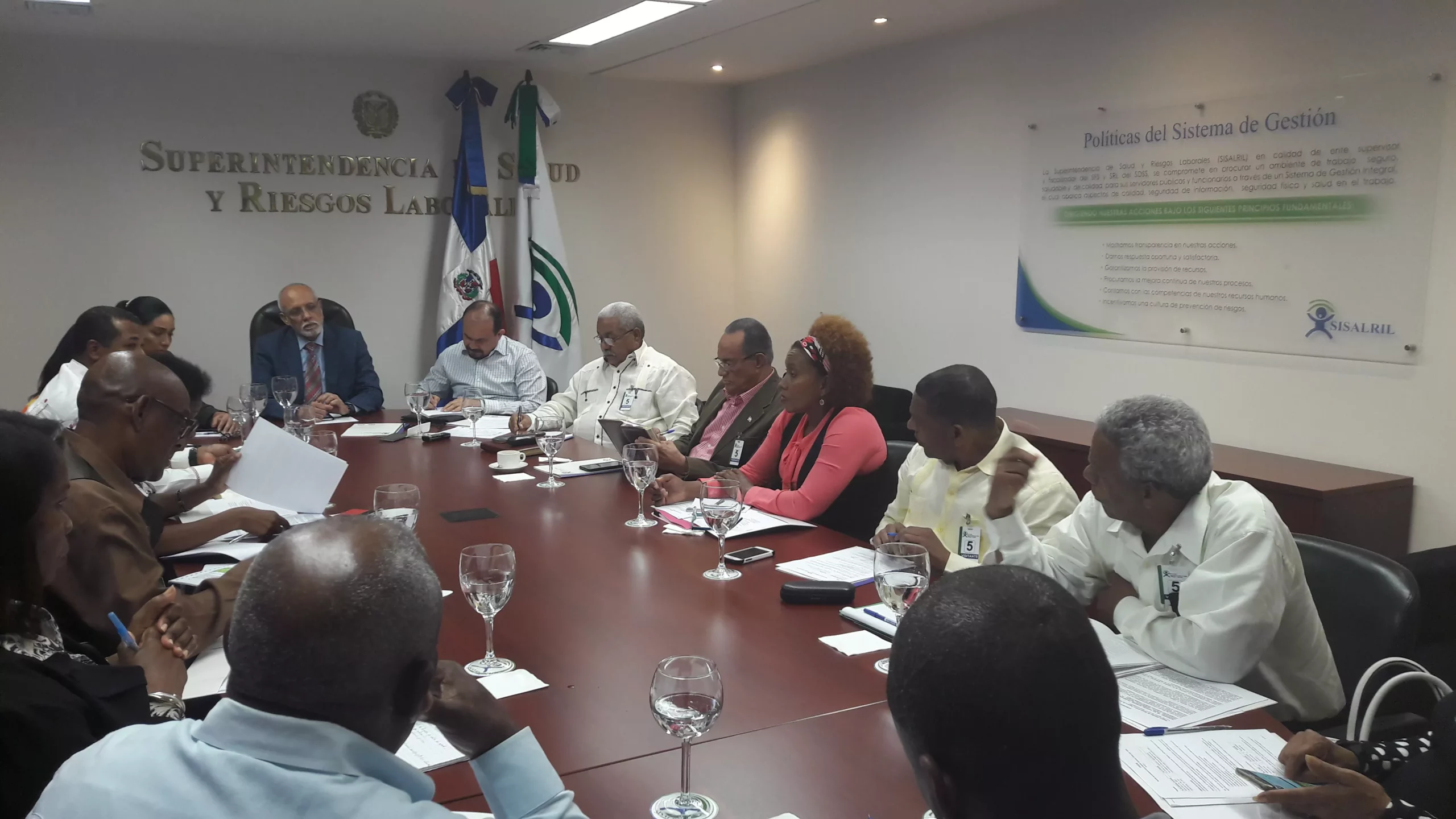 reunion-sisalril-con-centrales-sindicales