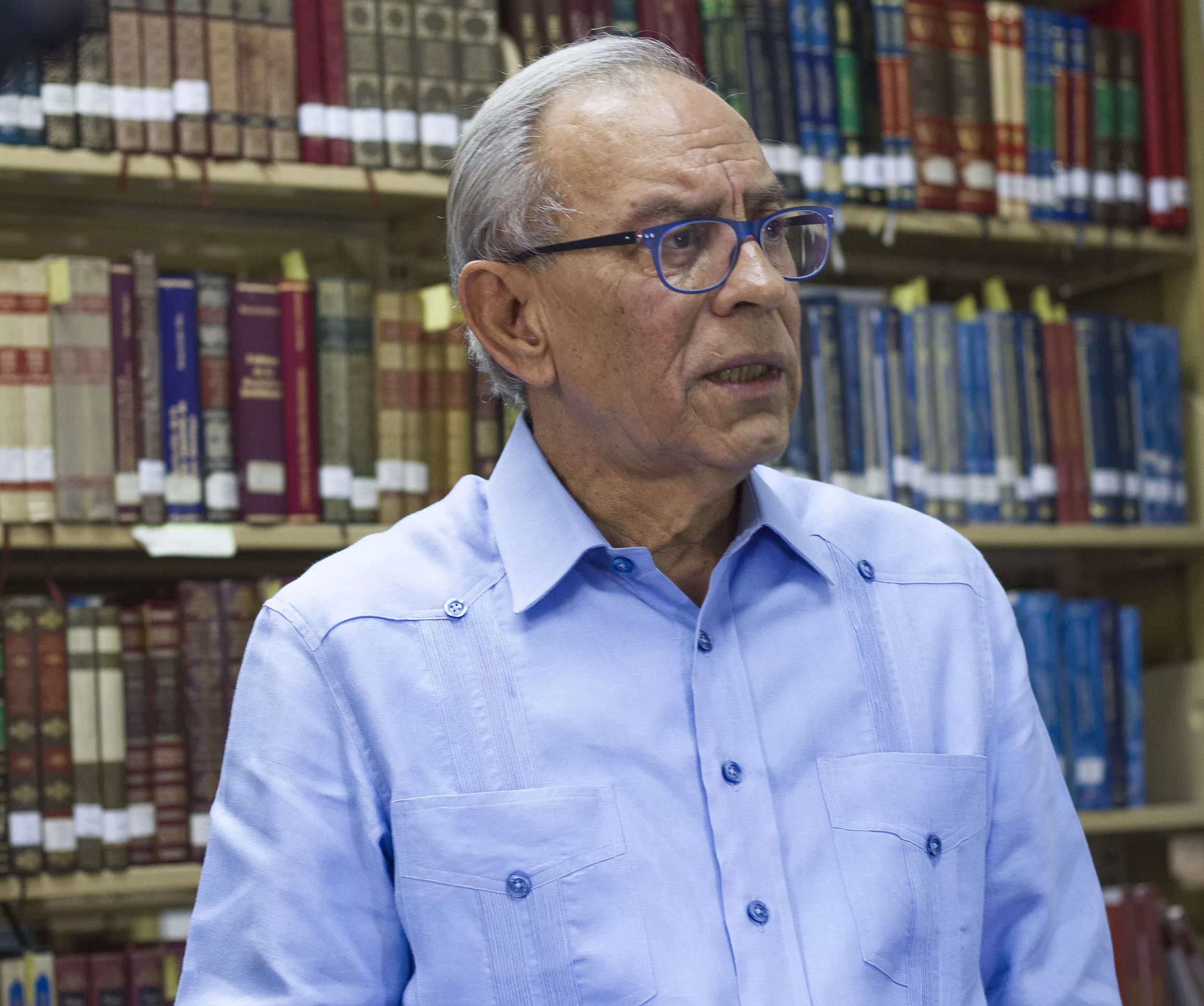 dennis-simo-presidente-sociedad-dominicana-de-bibliofilos