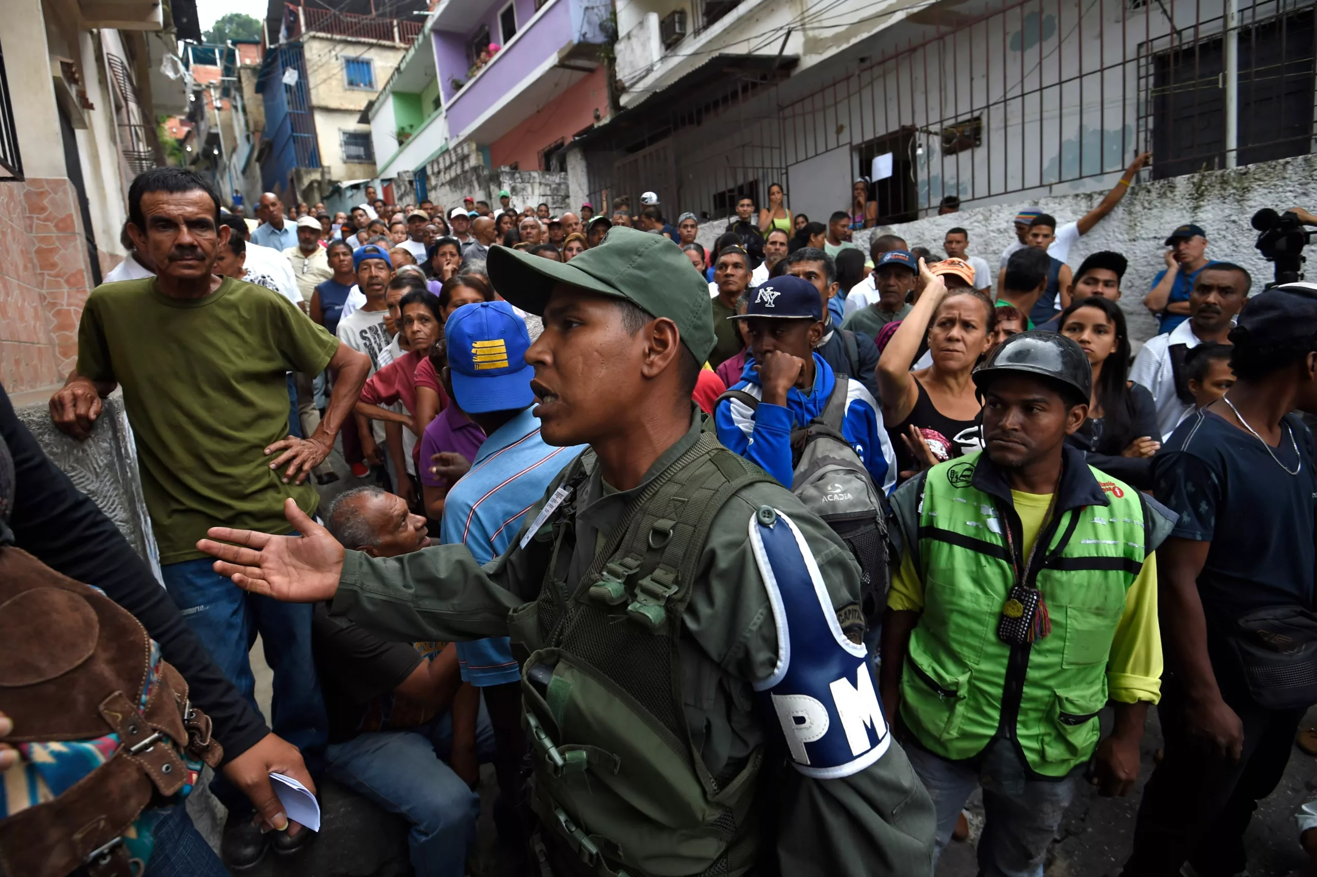 VENEZUELA-ELECTIONS-REGIONAL-VOTE