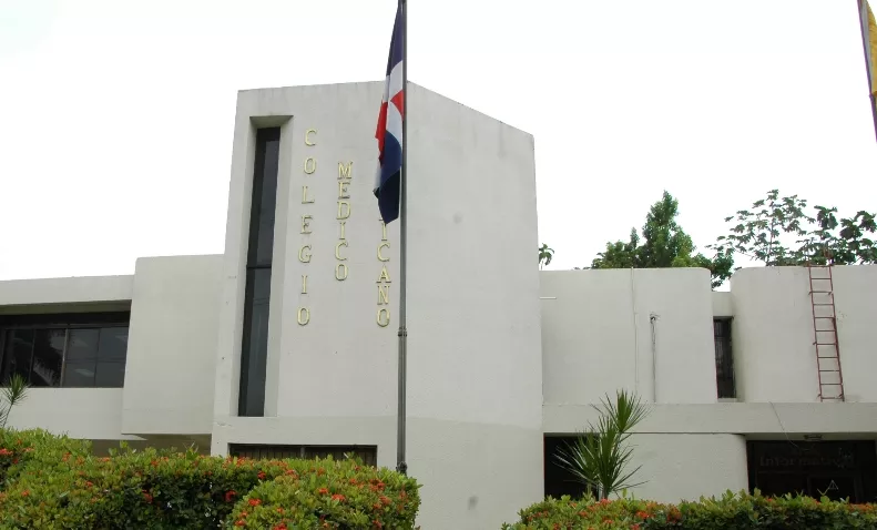 Fachada Colegio Médico Dominicano. Fuente externa