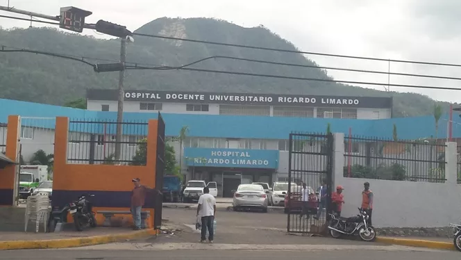 medicos-volvieron-a-paralizar-labores-por-48-horas-en-hospitales-de-puerto-plata