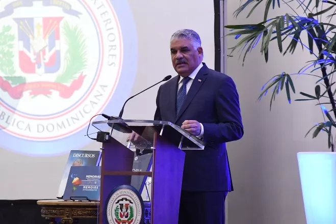 canciller-miguel-vargas-foto