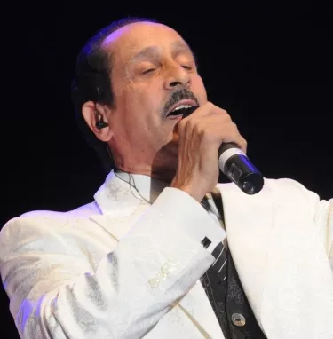 Jossie Esteban. cantautor y radiodifusor dominicano, radicado en Puerto Rico.