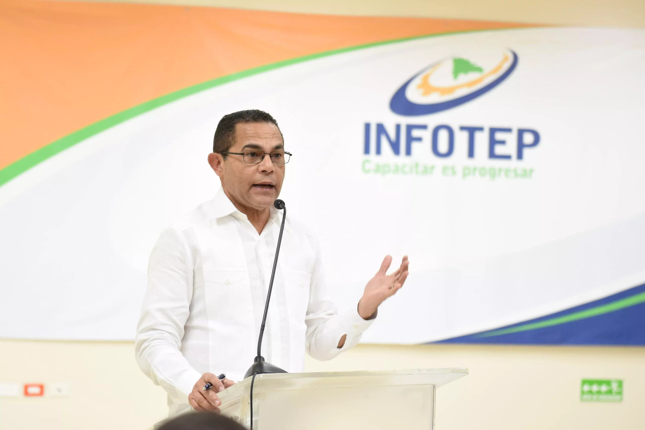rafael-ovalles%2c-director-general-del-infotep