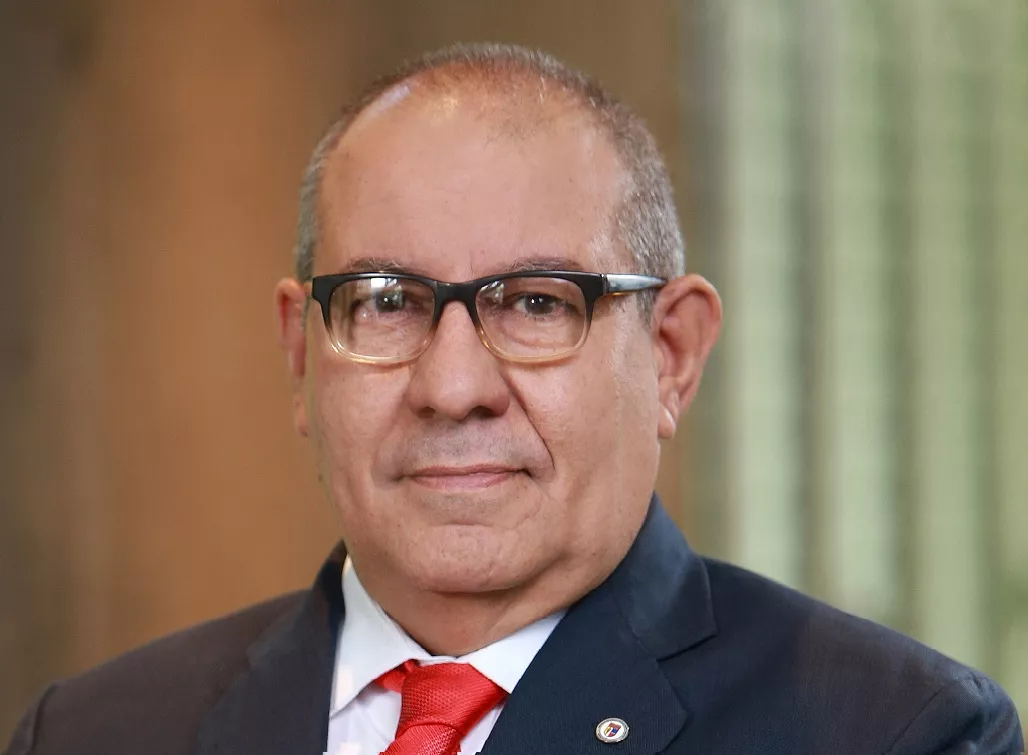 DAVID-ALVAREZ-Martín