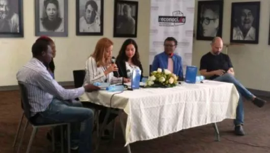foto-principal-moderadores-de-la-presentacion-del-libro