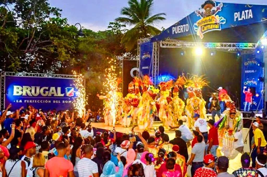 sigue-realizandose-con-exitos-el-carnaval-de-puerto-plata-2018