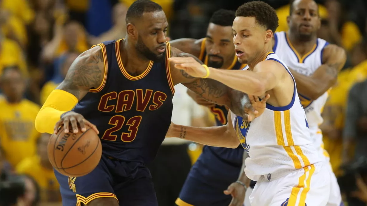 stephen-curry-y-lebron-james-las-dos-estrellas-planetarias-del-momento-en-terminos