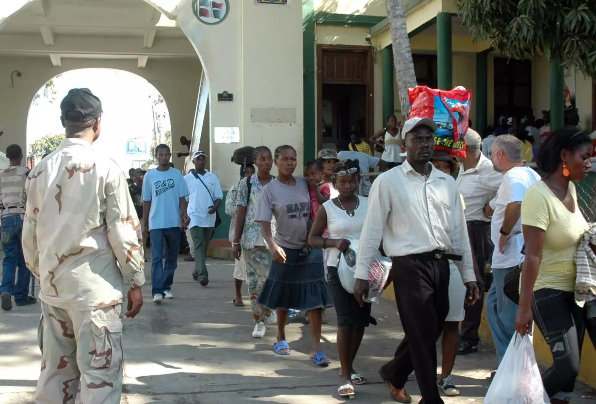 El Pais.Haitianos en la frontera.Hoy/Wilson Aracena.