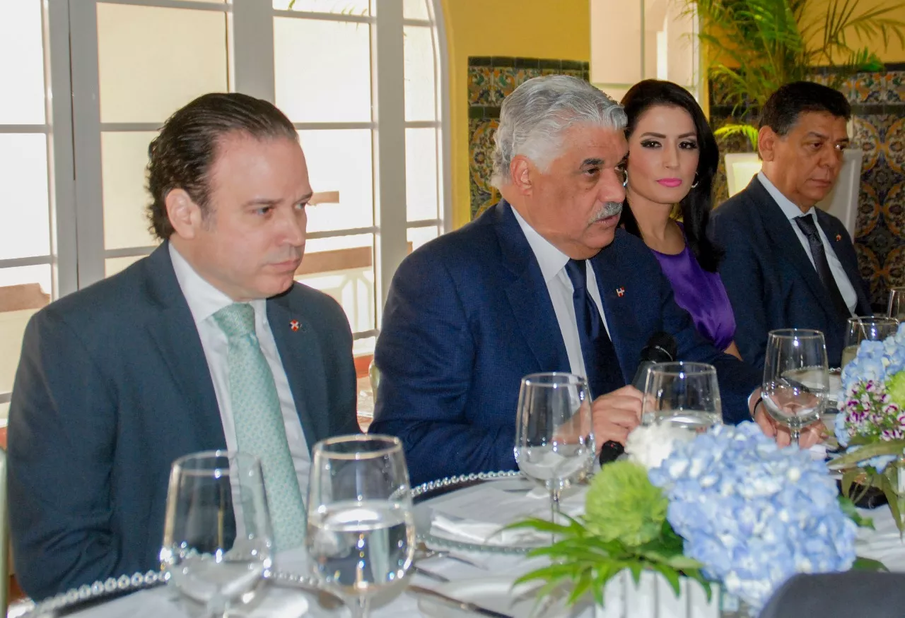 canciller-vargas-y-embajadores-sica-1