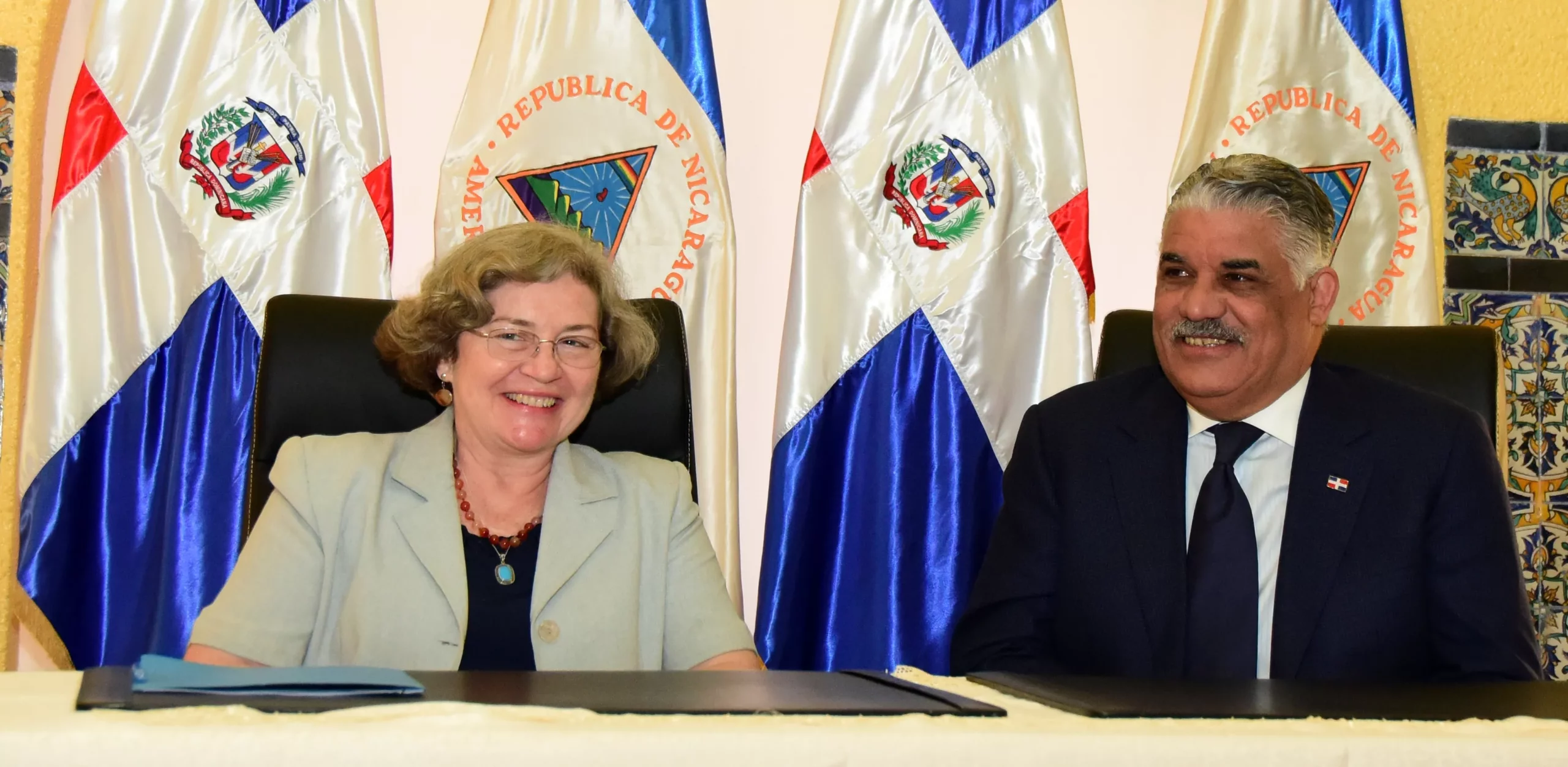 canciller-y-embajadora-de-nicaragua-2jpg