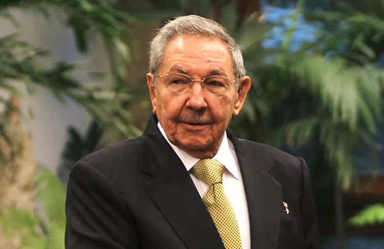 raul-castro-ap-755×490