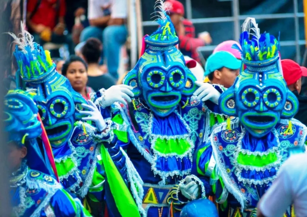 revelan-ganadores-del-gran-desfile-final-del-carnaval-puerto-plata-2018-1