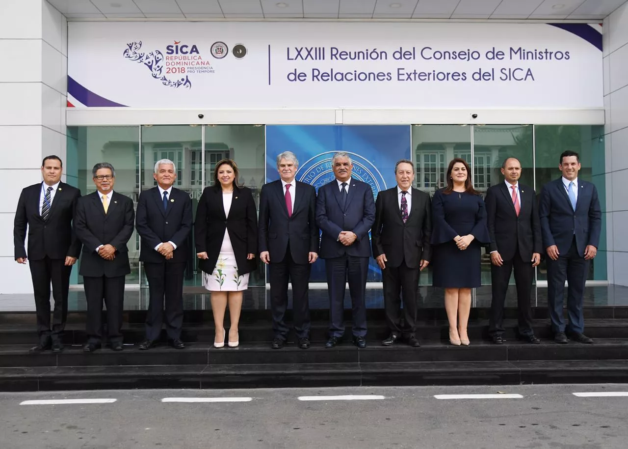 reunion-cancilleres-sica-espana