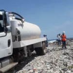 Derrame de una sustancia química llega hasta el río Haina, provoca muerte de peces y genera alarma