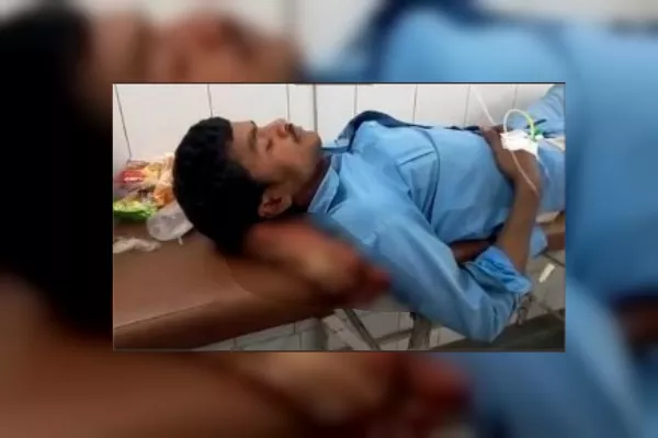 medicos-en-india-usan-pierna-como-almohada