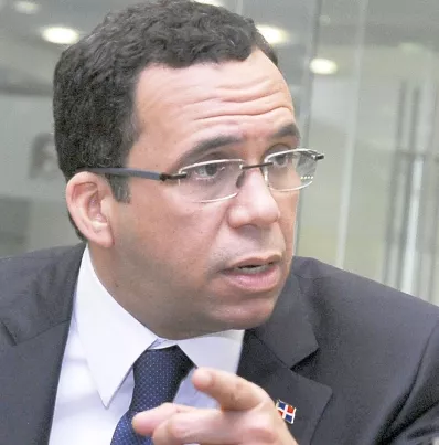 Andres Navarro,canciller
