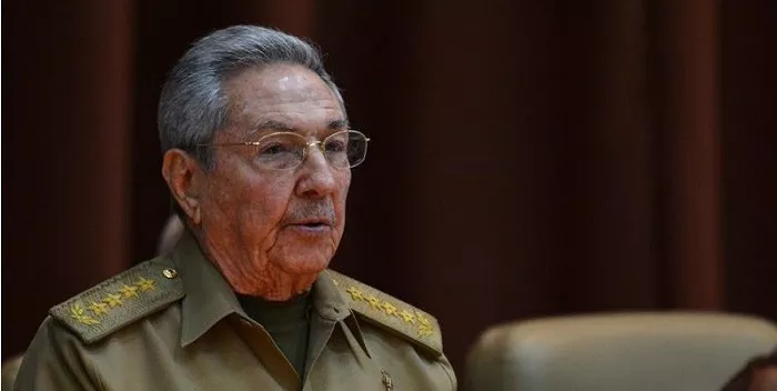 raul-castro-10-700×352