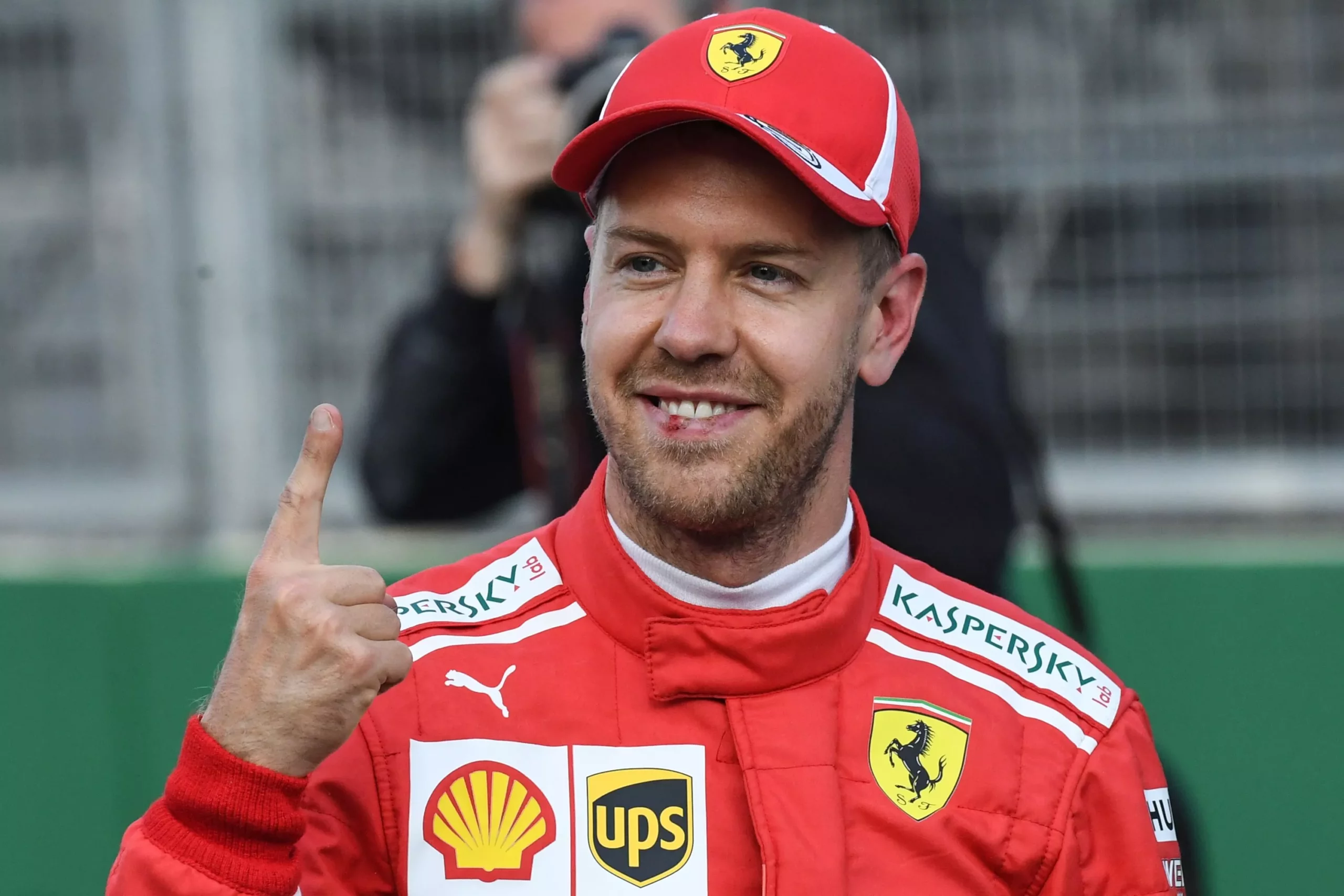 AUTO-PRIX-F1-AZE