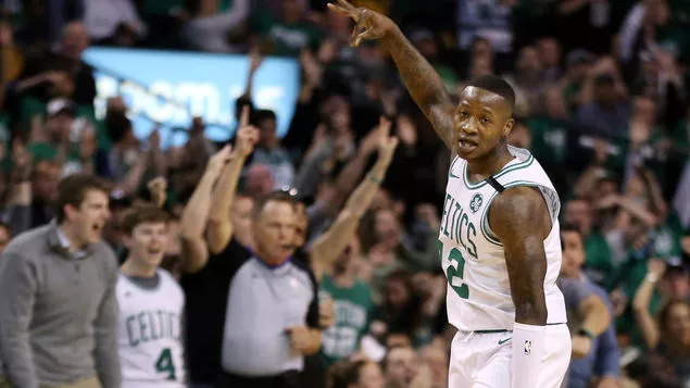 celtics-vence-mano-rozier-tatum_medima20180430_0223_5