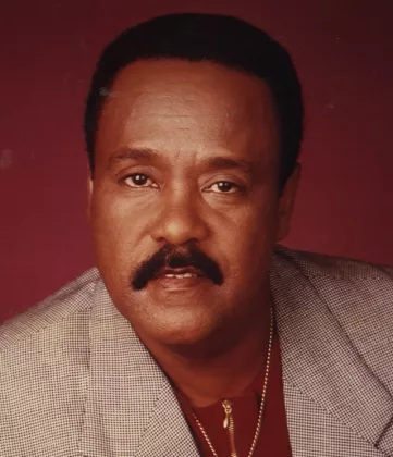 Leonardo Paniagua (Cantante Dominicano)