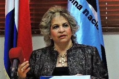 alexandra-izquierdo-1