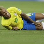 Un bar de Río de Janeiro invitará a una copa con cada caída de Neymar