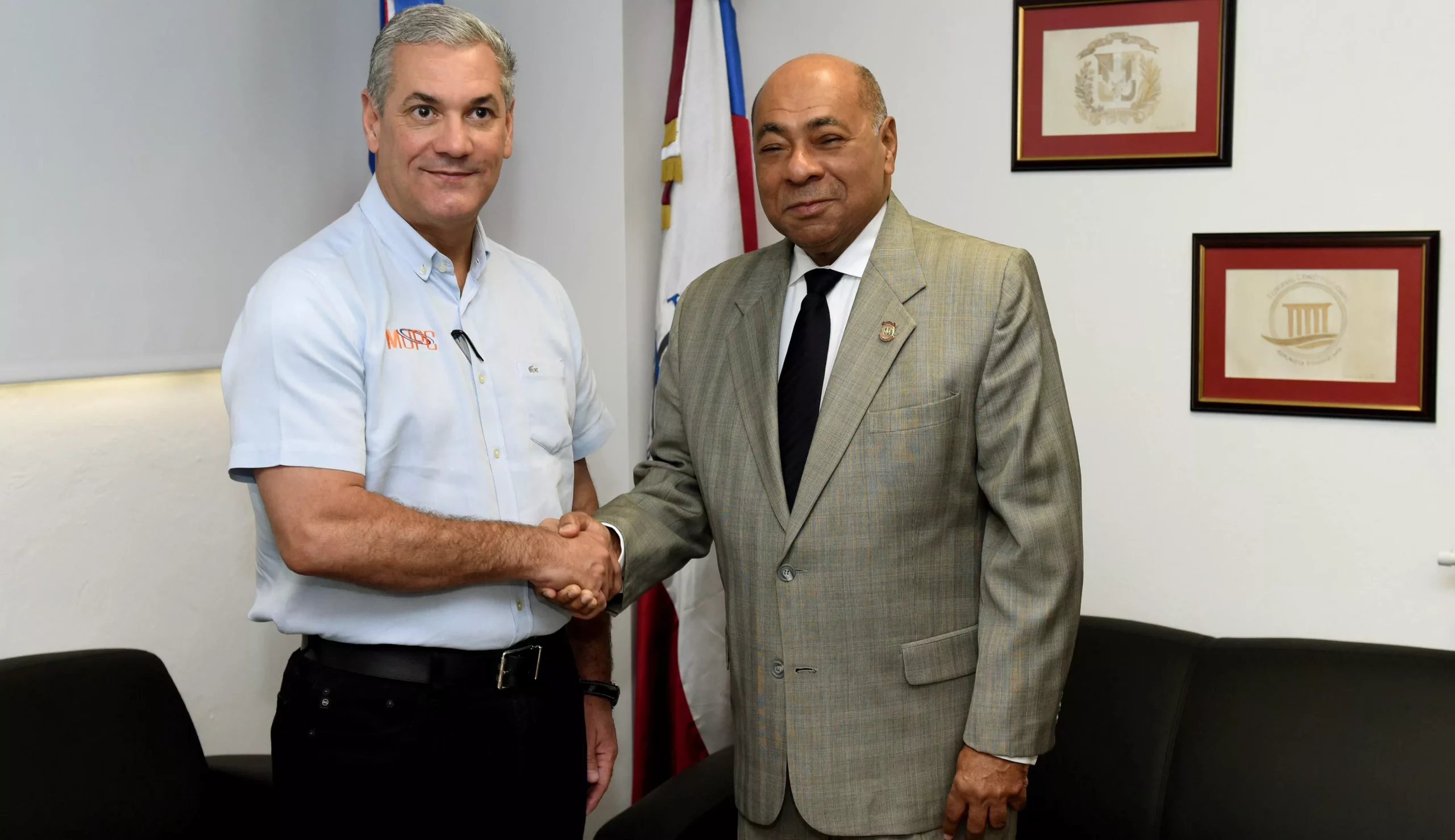 presidente-tc-junto-al-ministro-de-obras-publicas