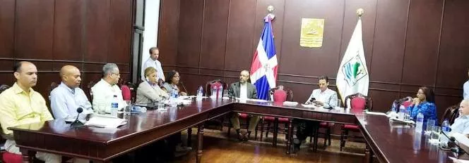 regidores-conceden-poderes-ilimitados-al-alcalde-municipal-de-puerto-plata-para-privatizar-recogida-de-basura-actitud-recibe-acidas-criticas-de-la-poblacion