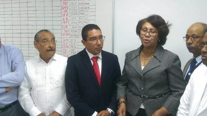 funcionaria-regional-de-salud-revela-existencia-de-una-ollas-de-grillos-en-hospital-publico-de-puerto-plata-y-condena-precariedades-para-atender-pacientes