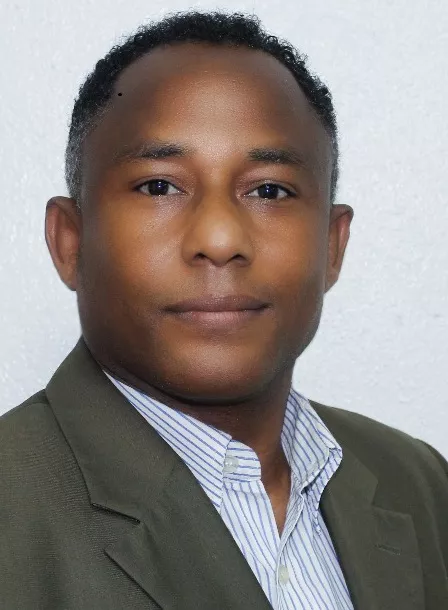 robert-valenzuela