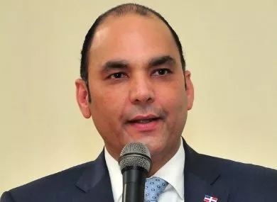 Enriquez Paniagua, director general de Aduana.. Ana .M