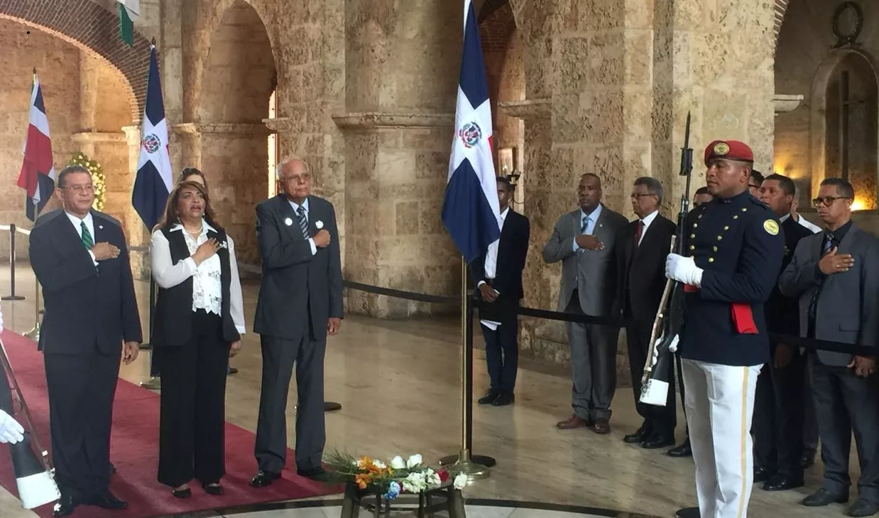 foto-4-un-aspecto-de-la-conmemoracion-del-155-aniversario-de-la-restauracion