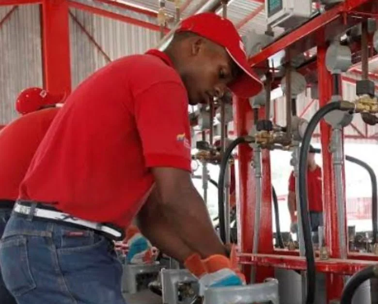 Hay inestabilidad en precios de combustibles. ARCHIVO