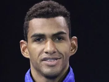 MOISES HERNANDEZ